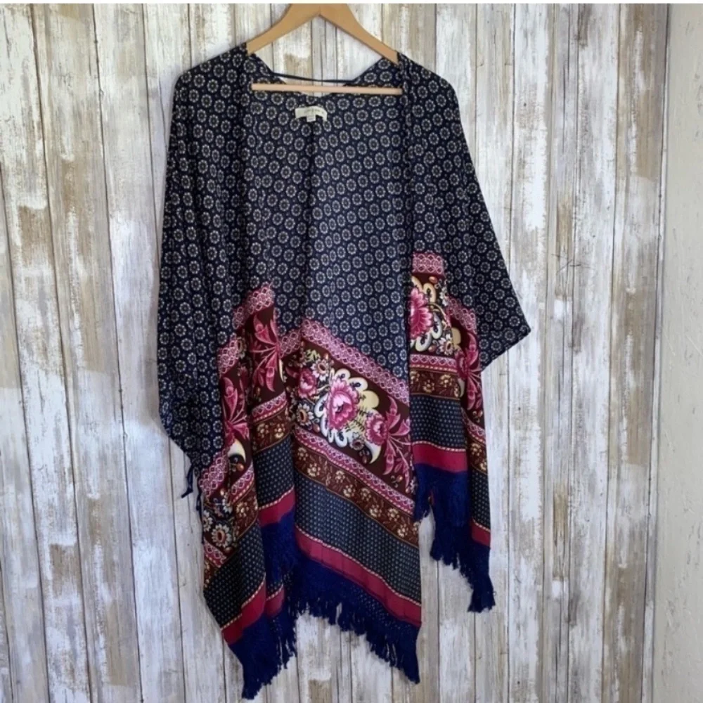 Umgee Free Spirt Cardigan - Picture 1 of 4